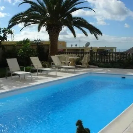 In Chayofa Mit Terrasse, Garten Und Gemeinschaftlichem Pool Appartement